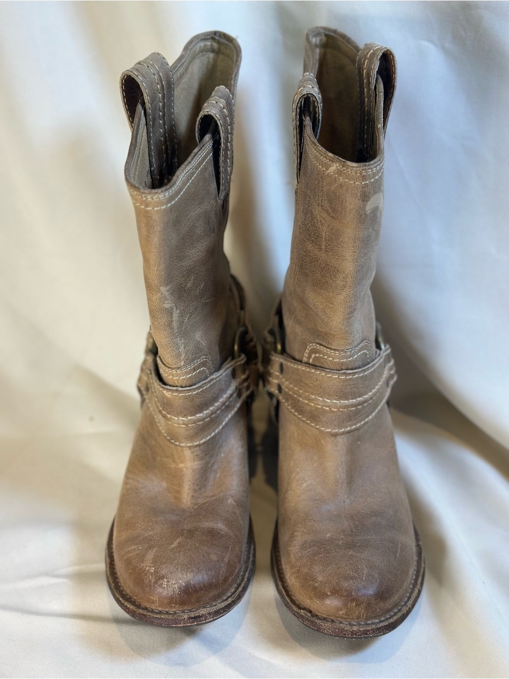 Frye Women's tan Carmen Leather Harness mid calf short Boots 6.5 - Picture 3 of 10